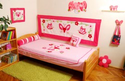 Ágytakaró rózsaszín pillangós